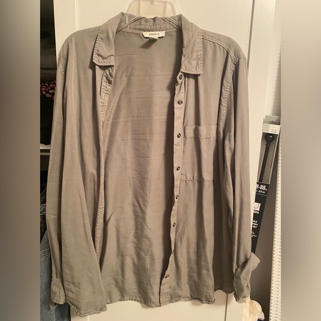 Cargo Green Button Down